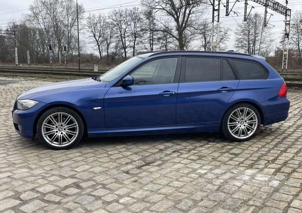 BMW Seria 3 cena 26900 przebieg: 259000, rok produkcji 2010 z Chocz małe 466